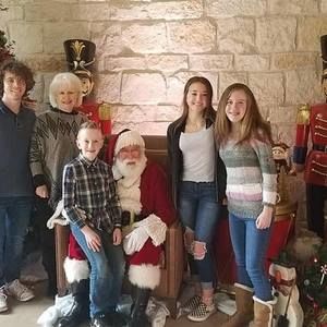 Meet your Posher, Caryn